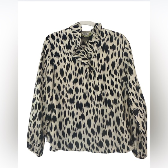 Elizabeth McKay Black and White Silk Leopard Print Blouse, Size 8 - Picture 1 of 8
